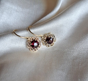 Solid 9crt Yellow gold garnet floral earrings