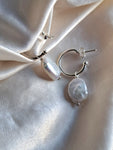 Pretty woman oval pearl earrings