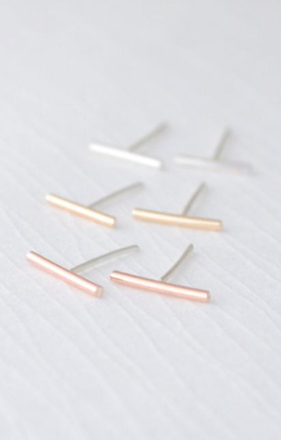 Minimalist Bar studs
