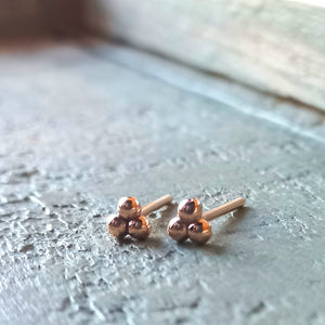 Rosegold dot studs