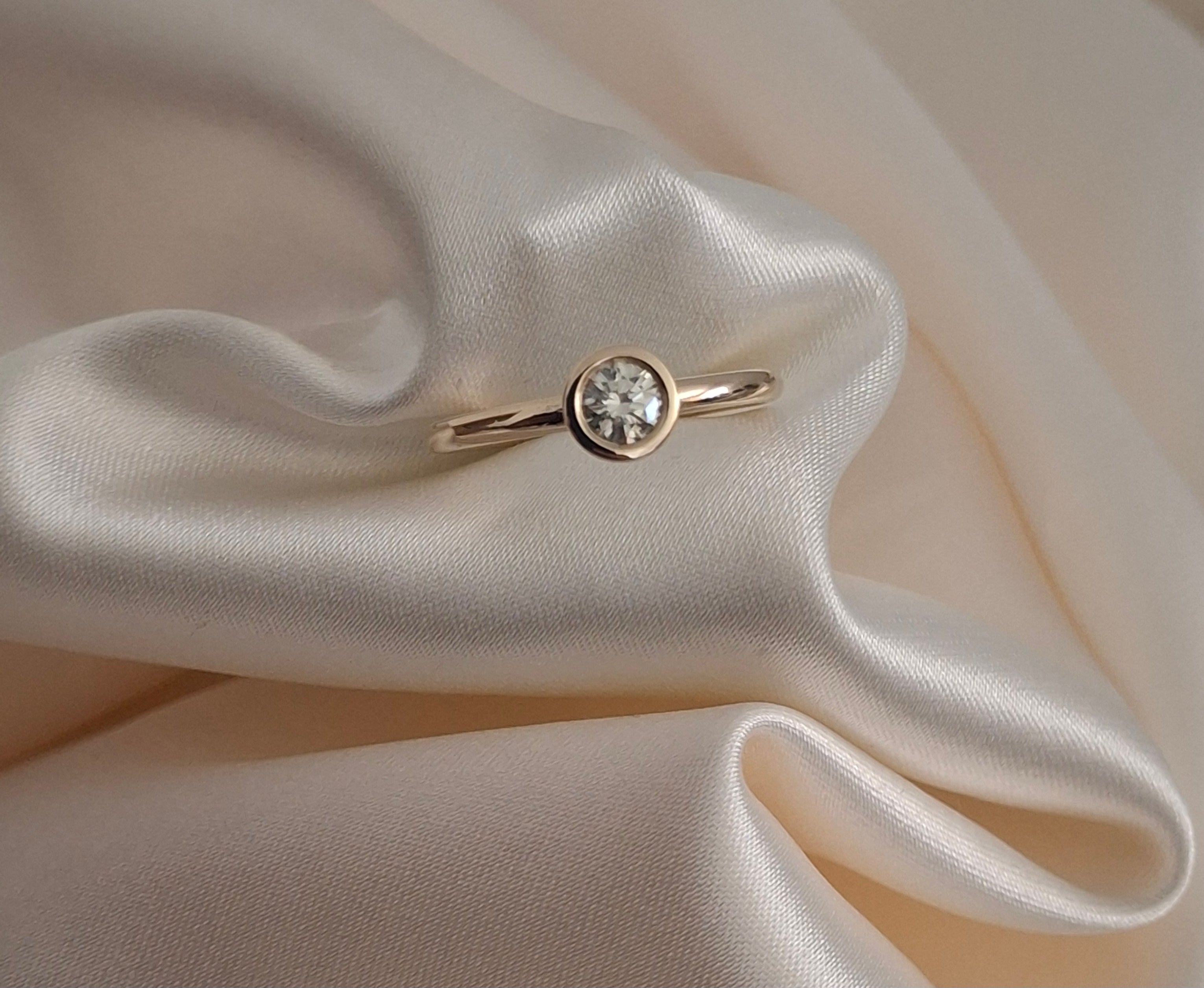 Moissanite Bezel setting ring