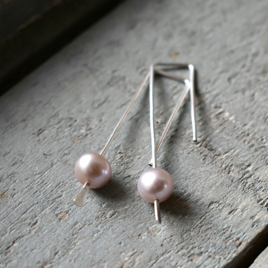 Rectangular pearl hooks
