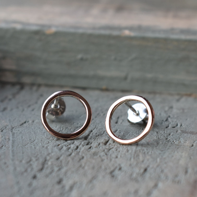 Rose gold polished open circle studs