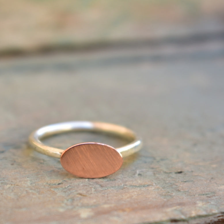 Oval disc ring