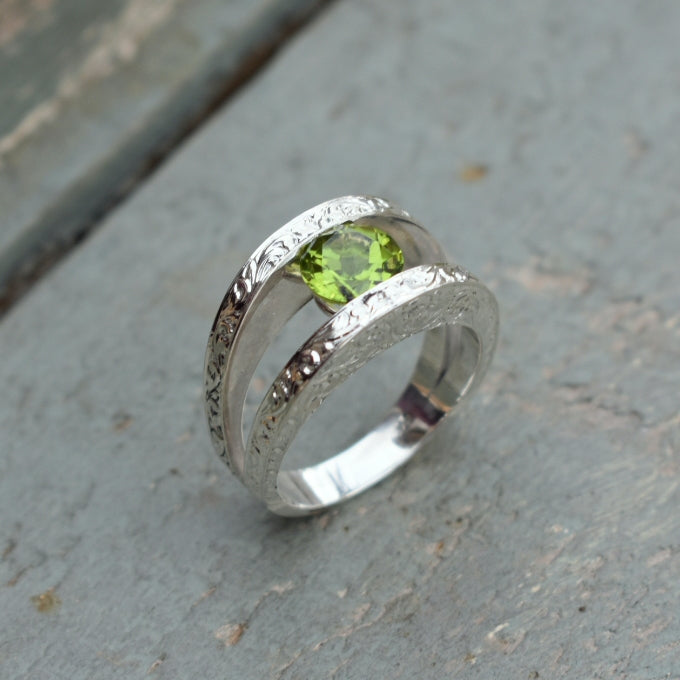 Hand engraved peridot silver ring