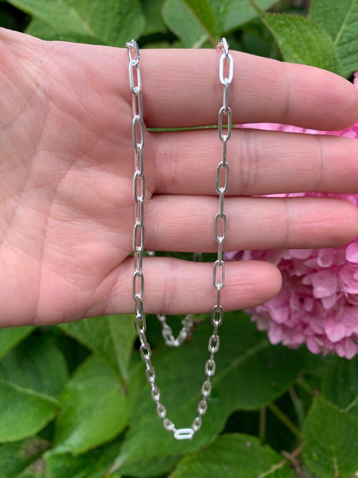 Paperclip chain